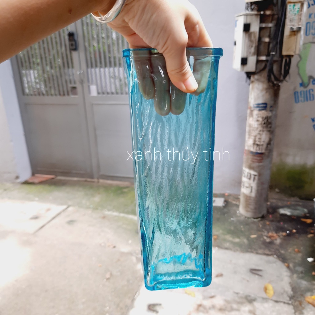 Lọ hoa vuông kiểu mới cao 25cm