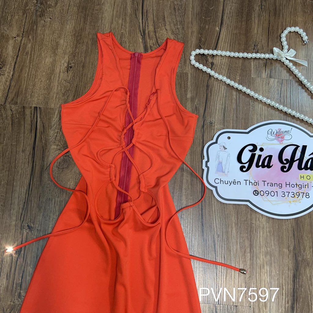 Đầm bố trí giữa dây