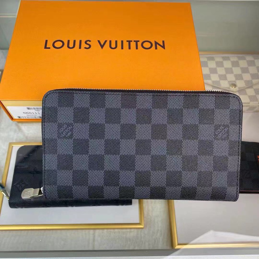 Ví Cầm Tay Nam Louis Vuitton Vân Caro VLV10