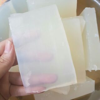 Phôi xà phòng glycerin trong