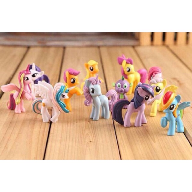 Set 12 mô hình ngựa Pony đáng yêu dành cho bé.