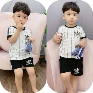 Bộ đas cực sang cho bé