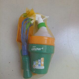 BỘ ĐỒ CHƠI LÀM VƯỜN GROW