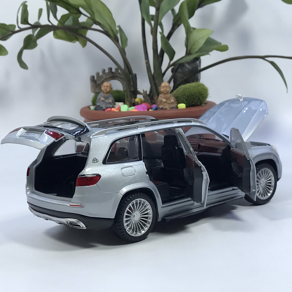Mô hình xe kim loại Mercedes Maybach GLS 600 tỷ lệ 1:24 chiếc xe Chủ tịch