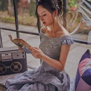 Váy Maki xanh, dáng phồng