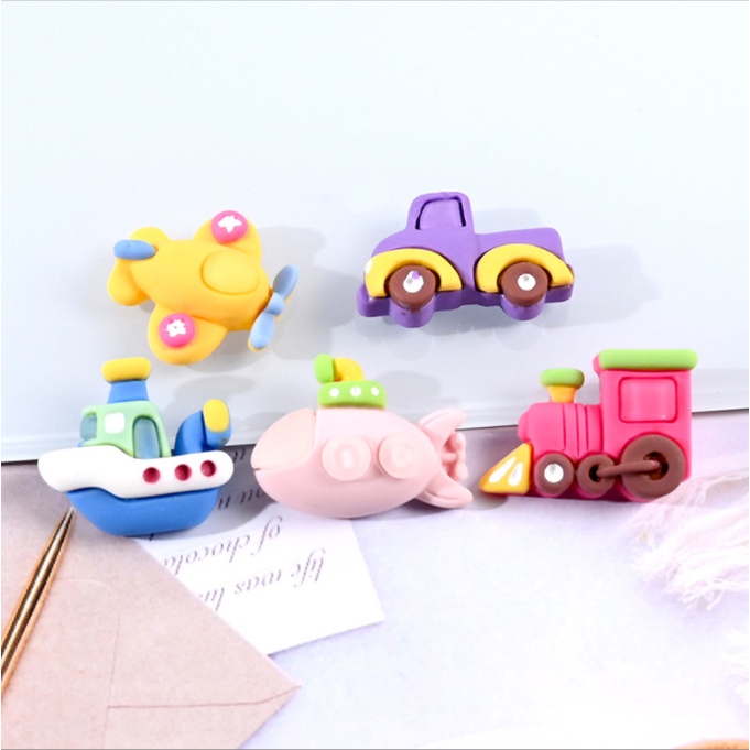 Jibbitz sticker gắn dép sục Crocs hình phương tiện giao thông (máy bay, tàu hỏa, tàu ngầm, tàu thủy)