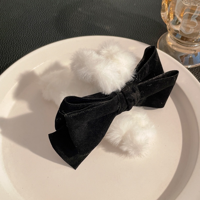 Kẹp tóc càng cua đính lông xù phong cách Hàn Quốc nữ tính