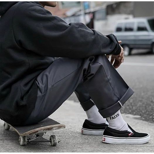 Quần Dickies chính hãng, chất vải kaki, form ống xuông