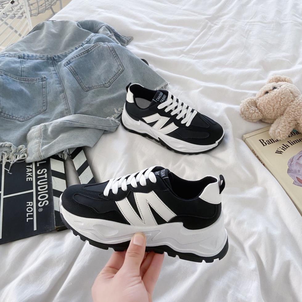 Giầy thể thao nữ phối màu chữ N đế sóng kếp màu   CLOVERLAND