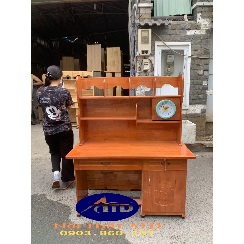 Bàn học sinh gỗ thông màu nâu đỏ sang đẹp chống nước gỗ dày loại 1
