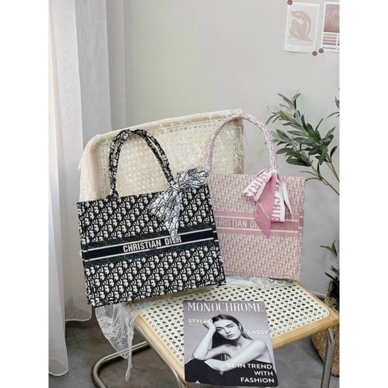 Túi Xách Nữ Công Sở, Giỏ xách họa tiết thổ cẩm kèm khăn size 36, Túi đeo vai đi du lịch sang trọng giá cực rẻ M13