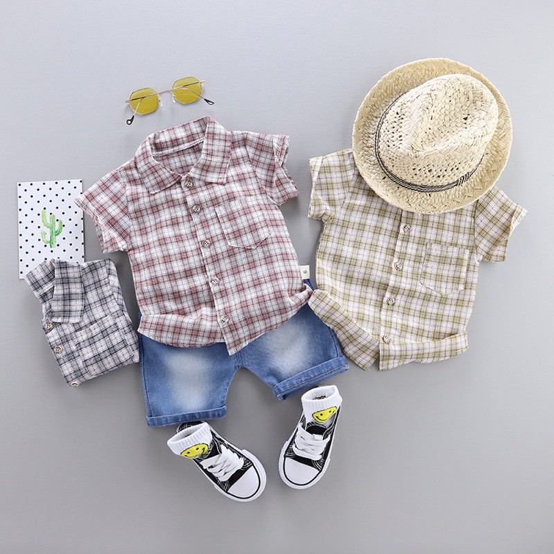 Set quần đùi jeans và áo sơ mi caro tay ngắn phong cách Hàn Quốc cho bé trai