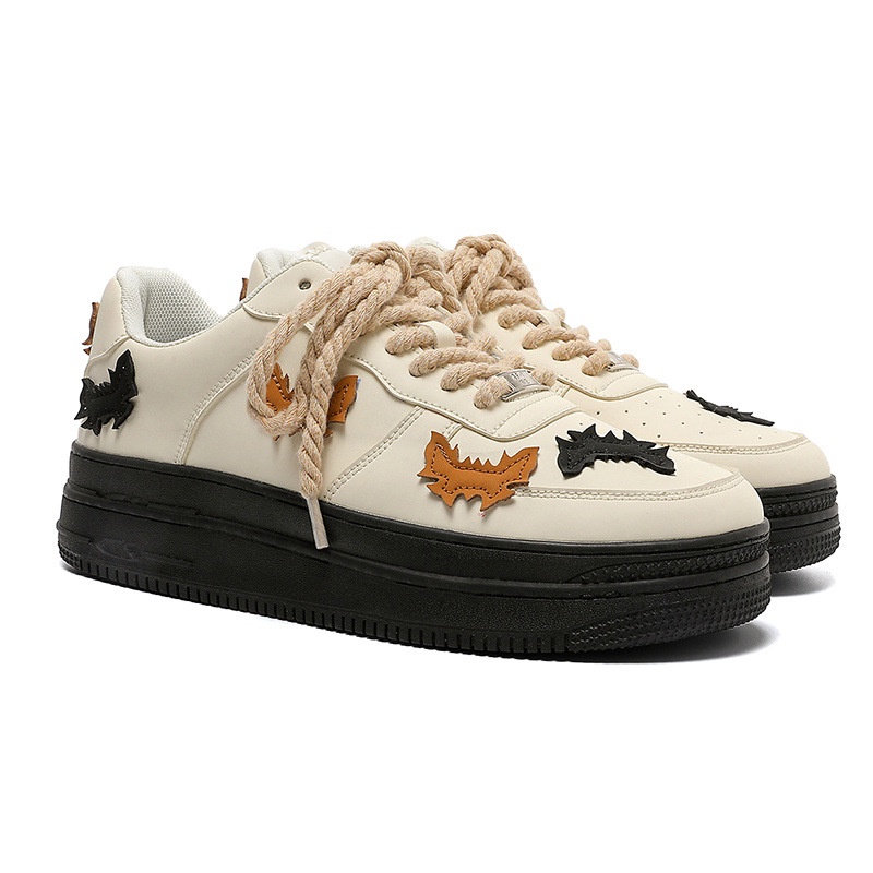 Giày thể thao nam nữ họa tiết thêu độc đáo Hot trend 2022