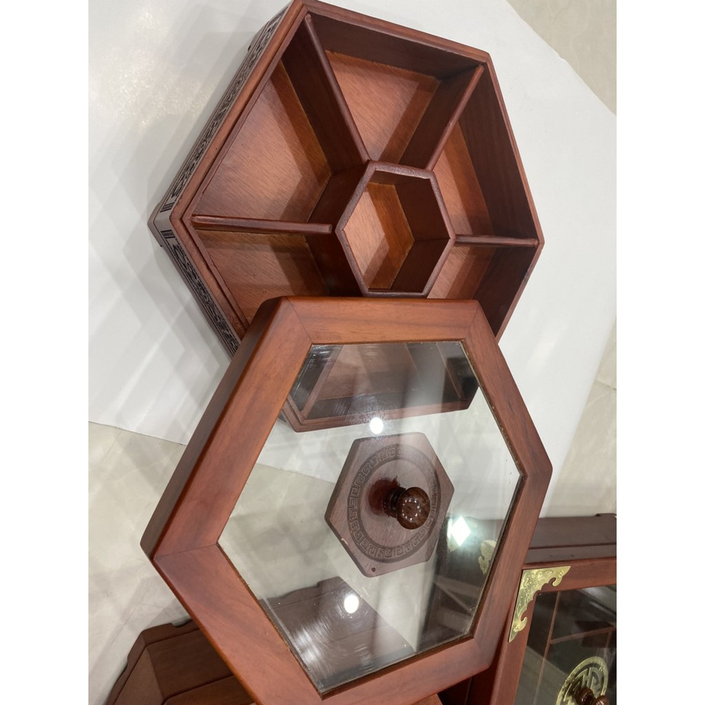 Hộp đựng bánh Kẹo Ngày Tết bằng Gỗ Hương Cao Cấp - trạm hoa văn tinh xảo xung quanh --  khay đựng mứt tết -- ảnh thực tế