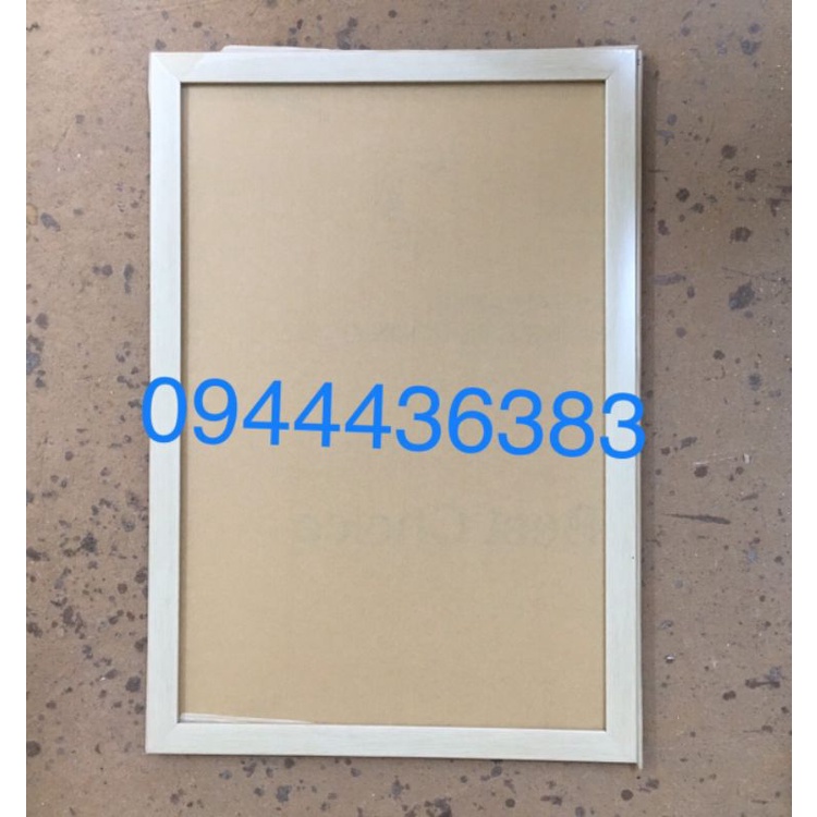 Khung ảnh 60x80 mặt mika dày 2mm