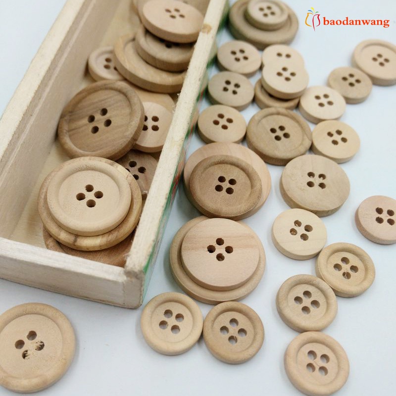 50 khuy gỗ tròn 4 lỗ màu sắc tự nhiên