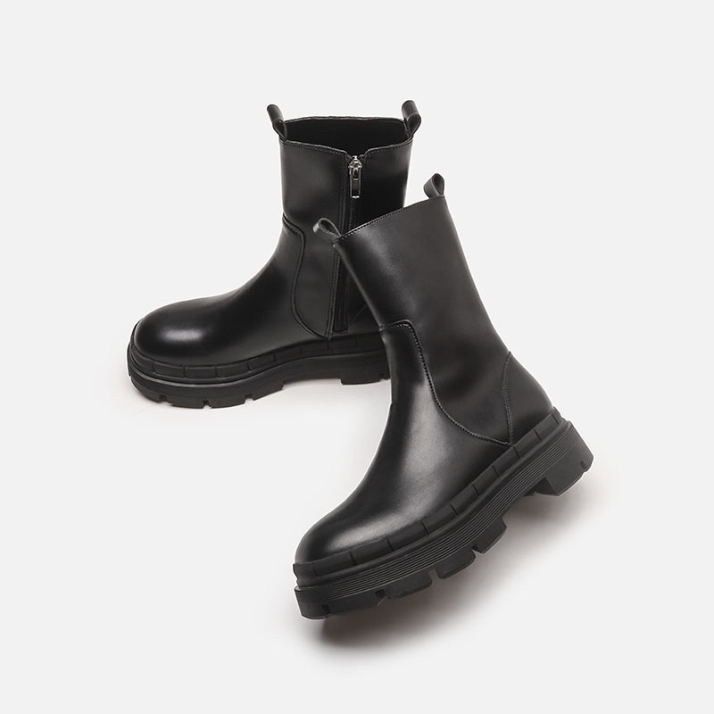 Giày boots ngang bắp chân