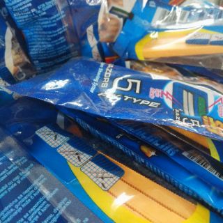 Bọc 5 cạo râu cán vàng RAZORS !!!