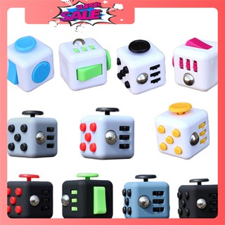 [Giá Sốc] [Rẻ] Fidget Cube - Dụng cụ kì diệu giúp tập trung công việc [HN]