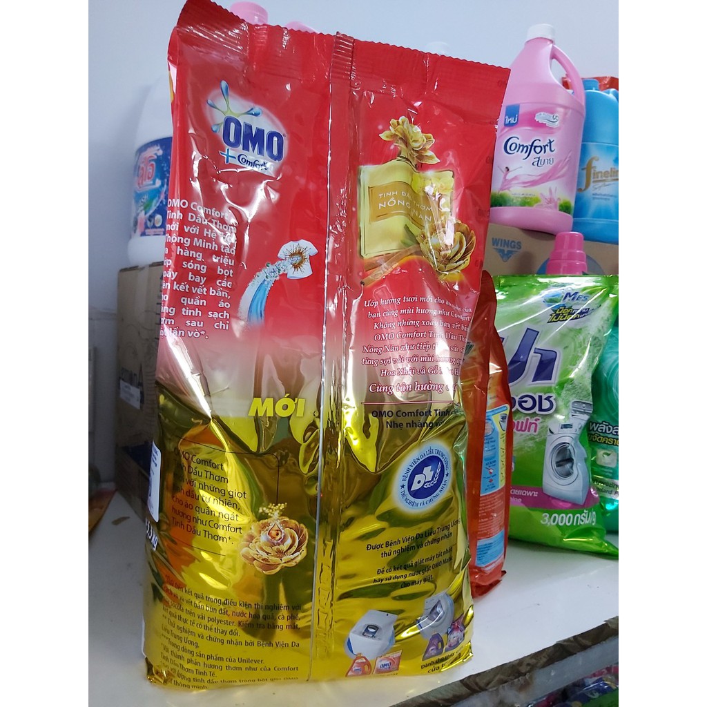 COMBO (1 TẶNG 1) Bột giặt Omo Comfort Tinh dầu thơm 5,5kg Tặng Nước Rửa Chén Flax 800ml