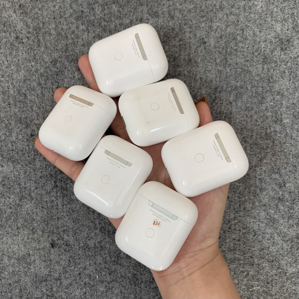 Mô hình trưng bày tai nghe air pod 2