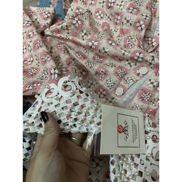 Set Yếm Bò Kèm Áo Sơmi Rời Cổ Đính Ngọc Nữ Tính