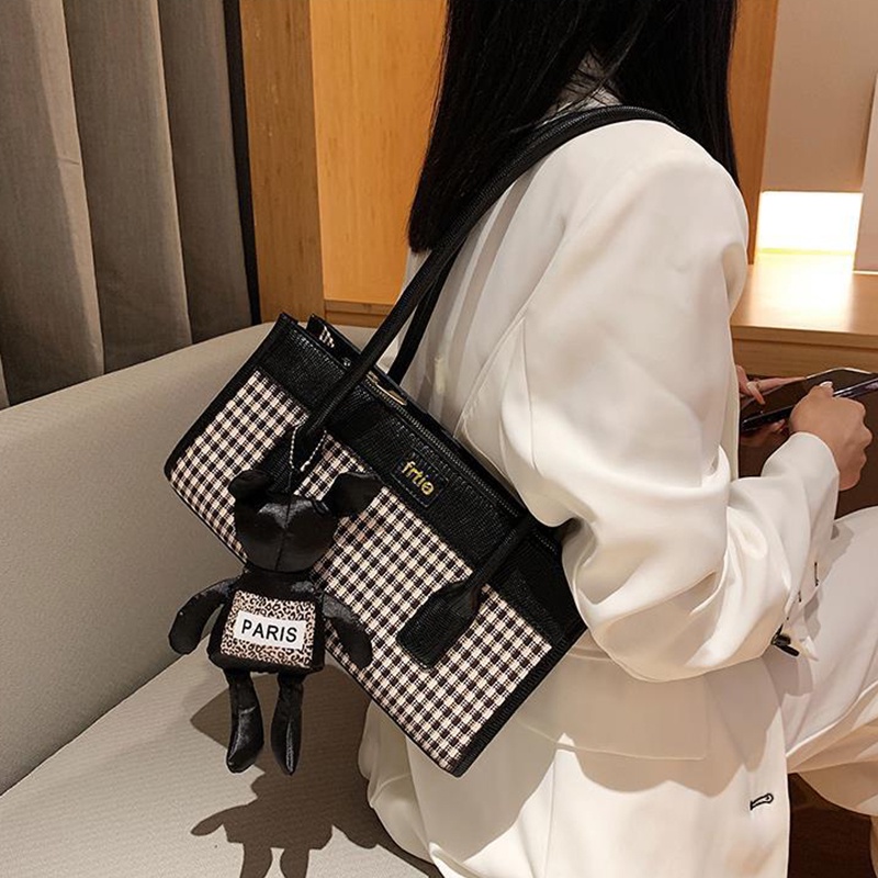 IELGY Túi Đeo Vai Họa Tiết Kẻ Sọc Phong Cách Cổ Điển Kèm Móc Treo Thời Trang Cho Nữ