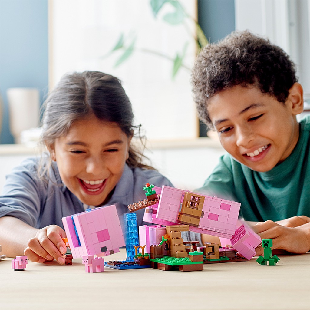 LEGO Minecraft Ngôi Nhà Heo 21170