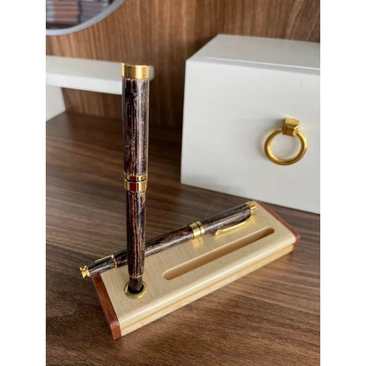 Bút Gỗ Trầm Hương - Trầm Sánh Chìm - Có nhận khắc tên theo yêu cầu - Quà Tặng Sếp Người Thân Đồng Nghiệp