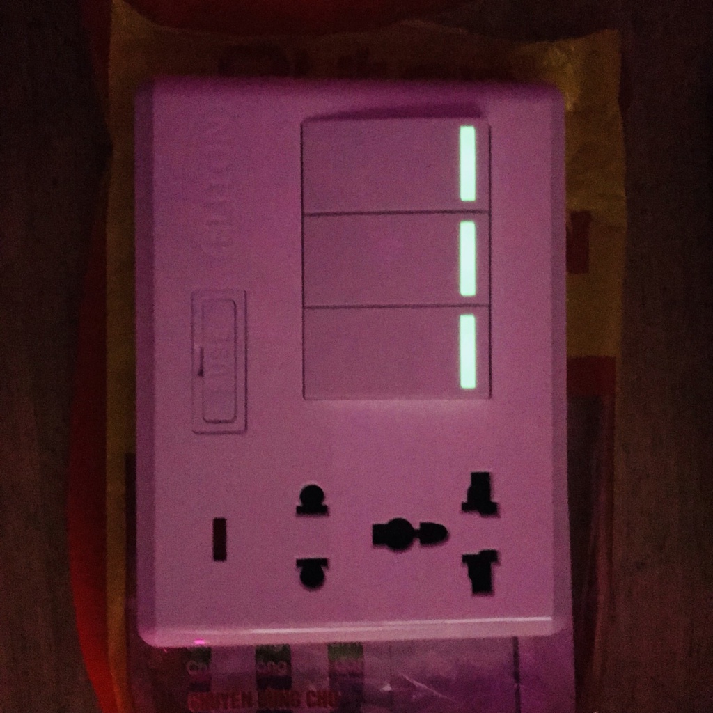 TAPLO ĐIỆN ELITON - 1 CÔNG TẮC 2 Ổ CẮM - 15A250V - B1E