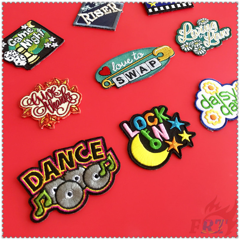 ✿ Sticker Ủi Thêu Chữ Love To Swap / Give Thanks / Living The Law / Daisy Days ✿ 1 Sticker Ủi Thêu Hình Huy Hiệu