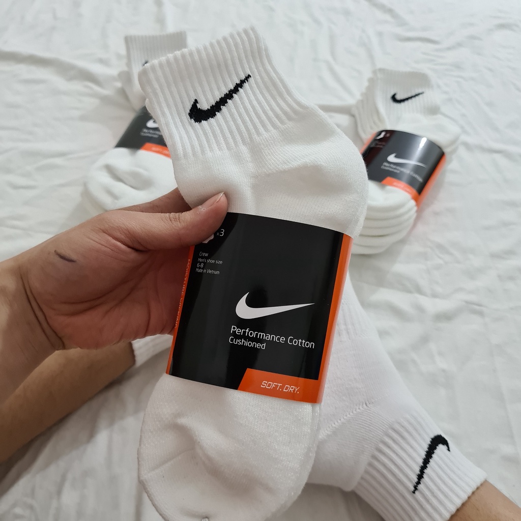 Combo 4 đôi tất Thể thao Nike trung cổ Drifit