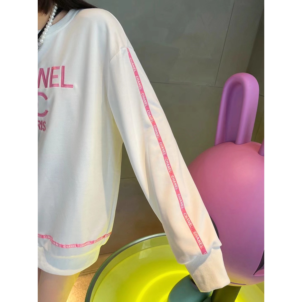 Áo sweater nữ thời trang cao cấp 𝘾𝙝𝙖𝙣𝙚𝙡 𝘾𝙝𝙖𝙣n𝙚𝙡 CN trẻ trung và năng động với phong cách tươi mới