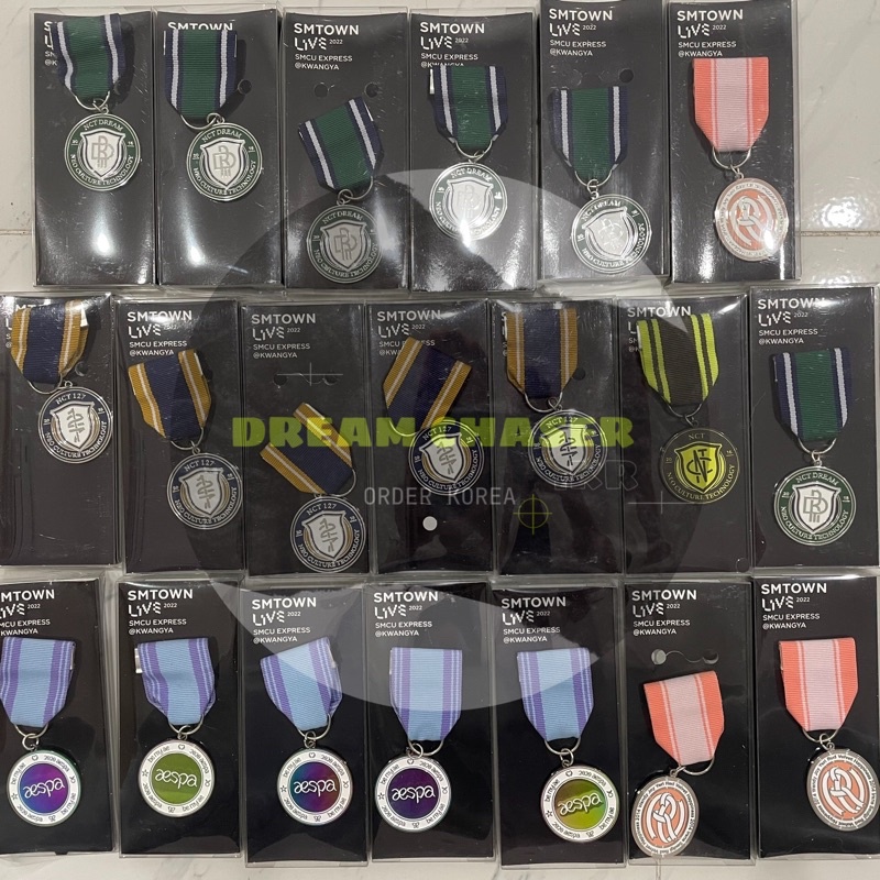 Huân chương Huy hiệu Kwangya - NCT RED VELVET AESPA - SMCU EMBLEM BADGE