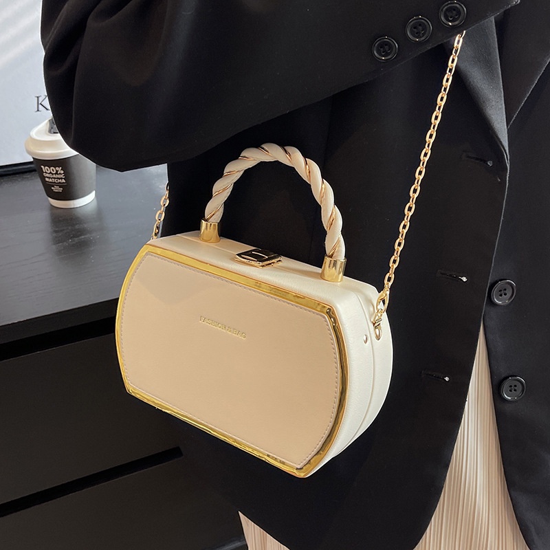 Túi đeo vai IELGY phong cách retro có dây xích cho nữ