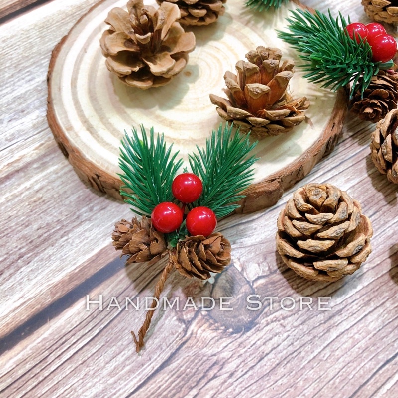 Quả thông Giáng sinh