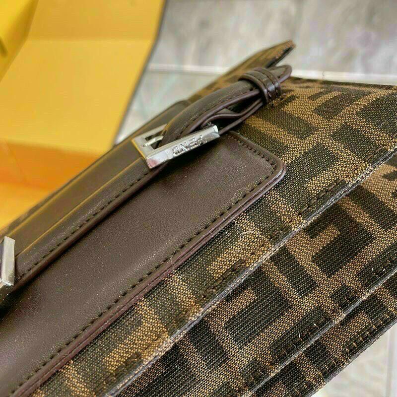 túi fendi size 22cm | BigBuy360 - bigbuy360.vn