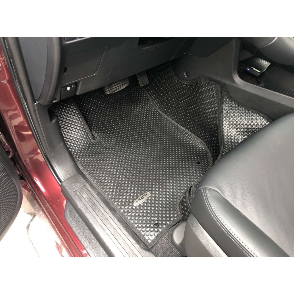 Thảm Lót Sàn Ô Tô KATA Cao Cấp Cho Xe Mitsubishi Pajero Sport  - Không mùi, Không ẩm mốc, Dễ dàng vệ sinh