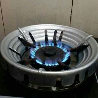 chắn gió bếp ga