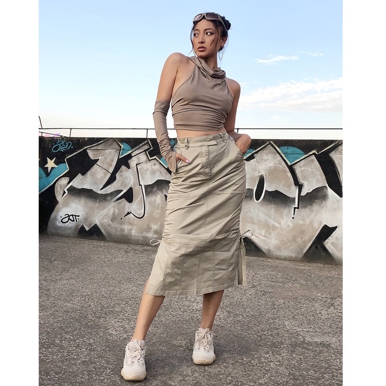 QKOOLE Chân váy  dáng chữ A lưng cao xẻ tà phong cách Hàn Quốc thời trang cho nữ