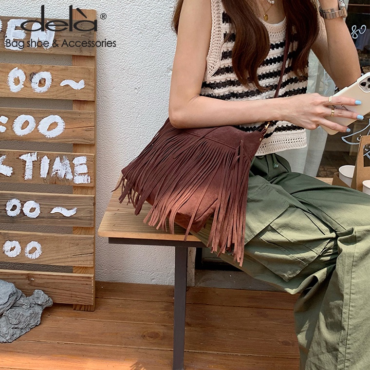 Dela Túi Đeo Chéo Da Lộn Đính Tua Rua Phong Cách Mỹ Thời Trang Mùa Hè