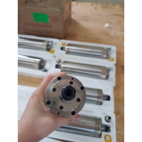 Động cơ phay, củ đục, spindle chuẩn hãng SK 0.8-1.5-2.2 KW làm mát bằng hệ thống nước củ dài 4 bi