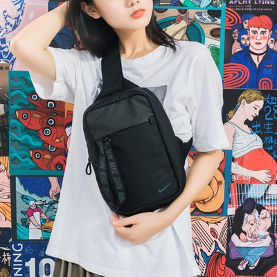 Túi Nike Đeo Ngực Size To - BA6144-010-104-630