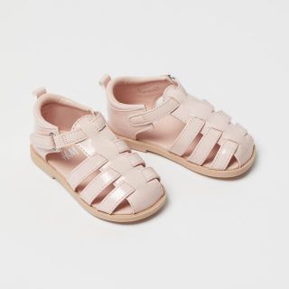 Sandal rọ hồng