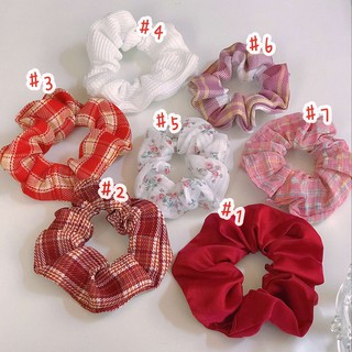 Buộc tóc vải , dây cột tóc scrunchies tone đỏ dễ thương