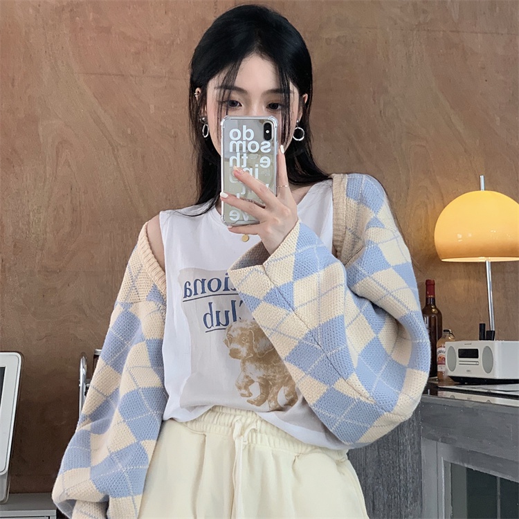 Áo len đan kim cương lỏng lẻo phụ nữ retro ngắn áo khoác cardigan màu xanh lam mùa thu năm 2021