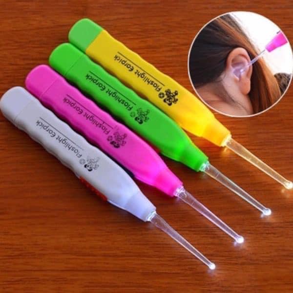 Lấy ráy tai có đèn cho bé 3 đầu