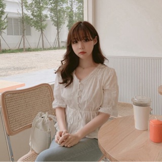 Sơ mi trắng chiết eo tay lỡ chic ulzzang