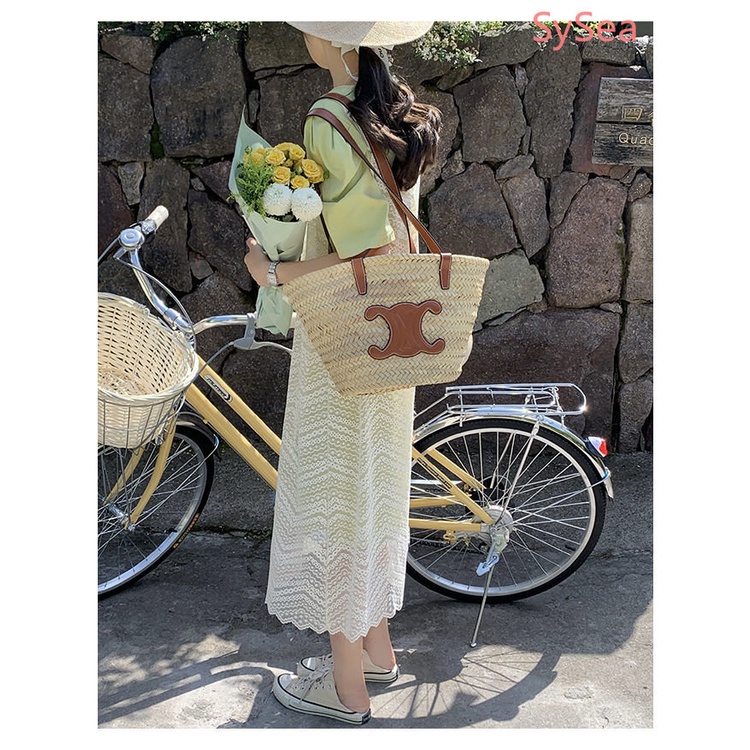 Đầm Chữ A Màu Xanh Lá + Áo Hai Dây Khoét Lỗ Phong Cách Thời Trang Pháp Dành Cho Nữ