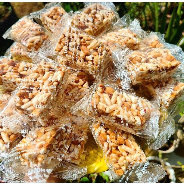 Cốm Miền Tây mix 3 loại 500g ( Cốm nếp lá dứa,  cốm gạo gừng,  cốm mì ngò)